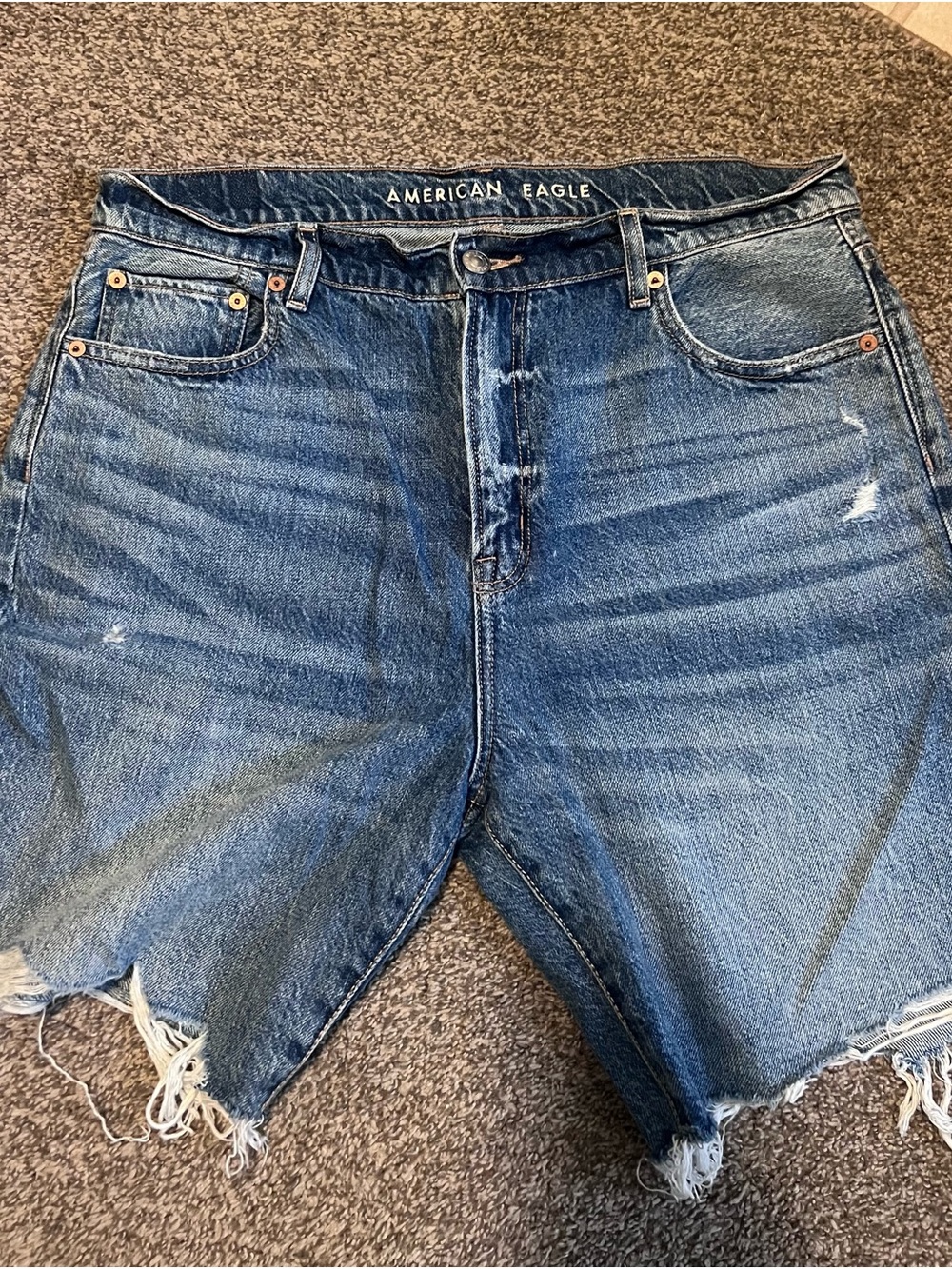 NWOT American Eagle Distressed Dark Blue Denim Cutoff Skater Shorts 6